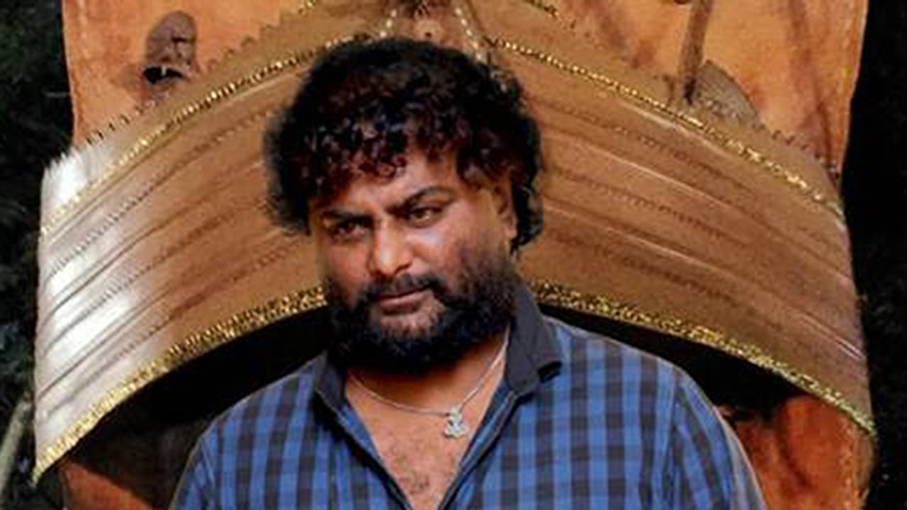 ಯುವಕರ ಬಳಿ ಖರ್ಚಿಗೆ ದುಡ್ಡು ಕೇಳಿದ ಹುಚ್ಚ ವೆಂಕಟ್! ಯುವಕರ ಬಳಿ ಖರ್ಚಿಗೆ ದುಡ್ಡು ಕೇಳಿದ ಹುಚ್ಚ ವೆಂಕಟ್!