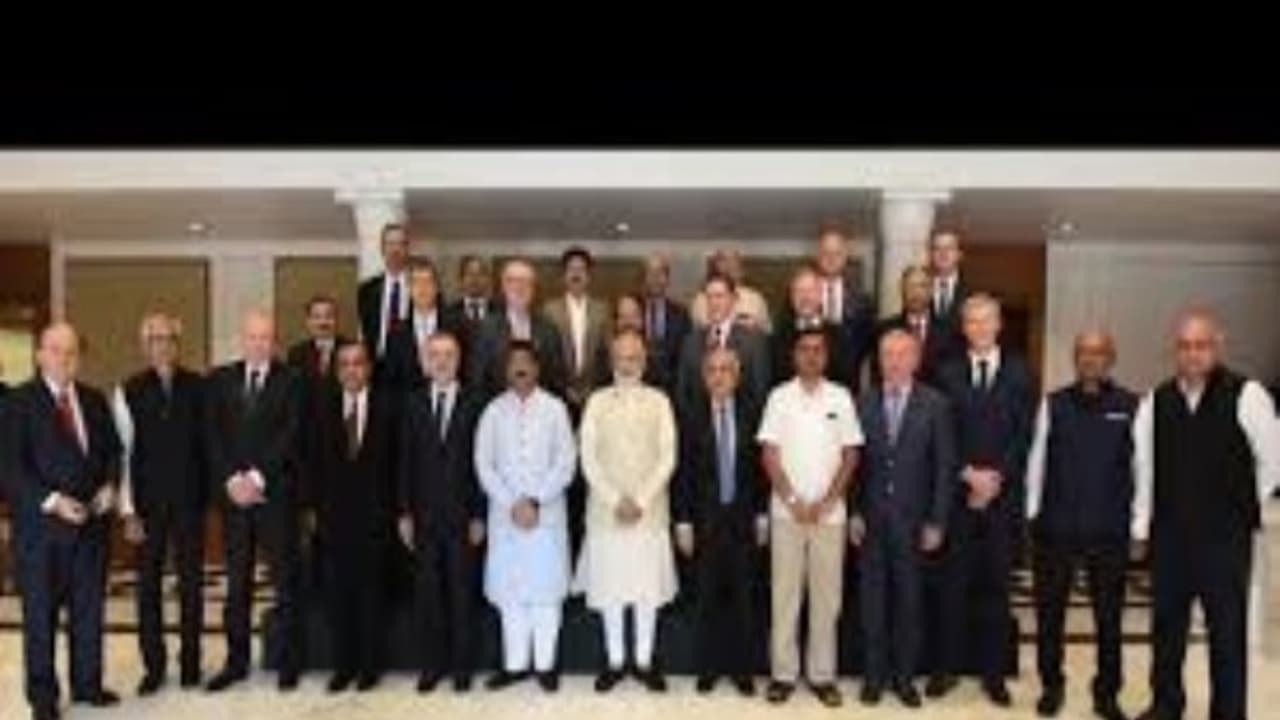 பெட்ரோல் மற்றும் டீசல் ஜிஎஸ்டி வரம்புக்குள் கொண்டு வரப்படுமா ? என்ன சொல்கிறார் மோடி !!! பெட்ரோல் மற்றும் டீசல் ஜிஎஸ்டி வரம்புக்குள் கொண்டு வரப்படுமா ? என்ன சொல்கிறார் மோடி !!!