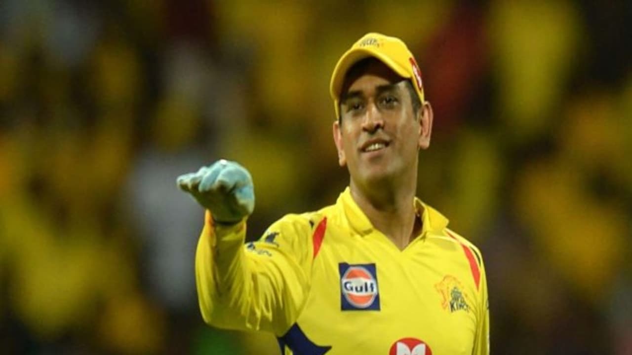 ಐಪಿಎಲ್ 2019: ಎಂ.ಎಸ್.ಧೋನಿ ನಿರ್ಮಿಸಲಿದ್ದಾರೆ 4 ಅಪರೂಪದ ದಾಖಲೆ! ಐಪಿಎಲ್ 2019: ಎಂ.ಎಸ್.ಧೋನಿ ನಿರ್ಮಿಸಲಿದ್ದಾರೆ 4 ಅಪರೂಪದ ದಾಖಲೆ!