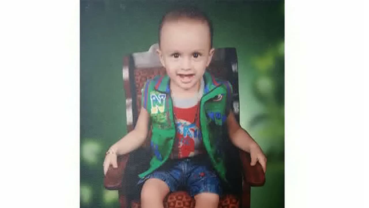 മുഖത്തെ മുറിവിന് ചികിത്സ തേടിയ രണ്ടരവയസുകാരന് സ്വകാര്യ ആശുപത്രിയില് മരിച്ചു മുഖത്തെ മുറിവിന് ചികിത്സ തേടിയ രണ്ടരവയസുകാരന് സ്വകാര്യ ആശുപത്രിയില് മരിച്ചു