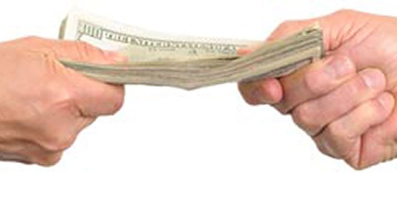 ലൈംഗികത്തൊഴിലാളികളുടെ ബാങ്ക് അടച്ചുപൂട്ടിയപ്പോള് സംഭവിച്ചത് ലൈംഗികത്തൊഴിലാളികളുടെ ബാങ്ക് അടച്ചുപൂട്ടിയപ്പോള് സംഭവിച്ചത്