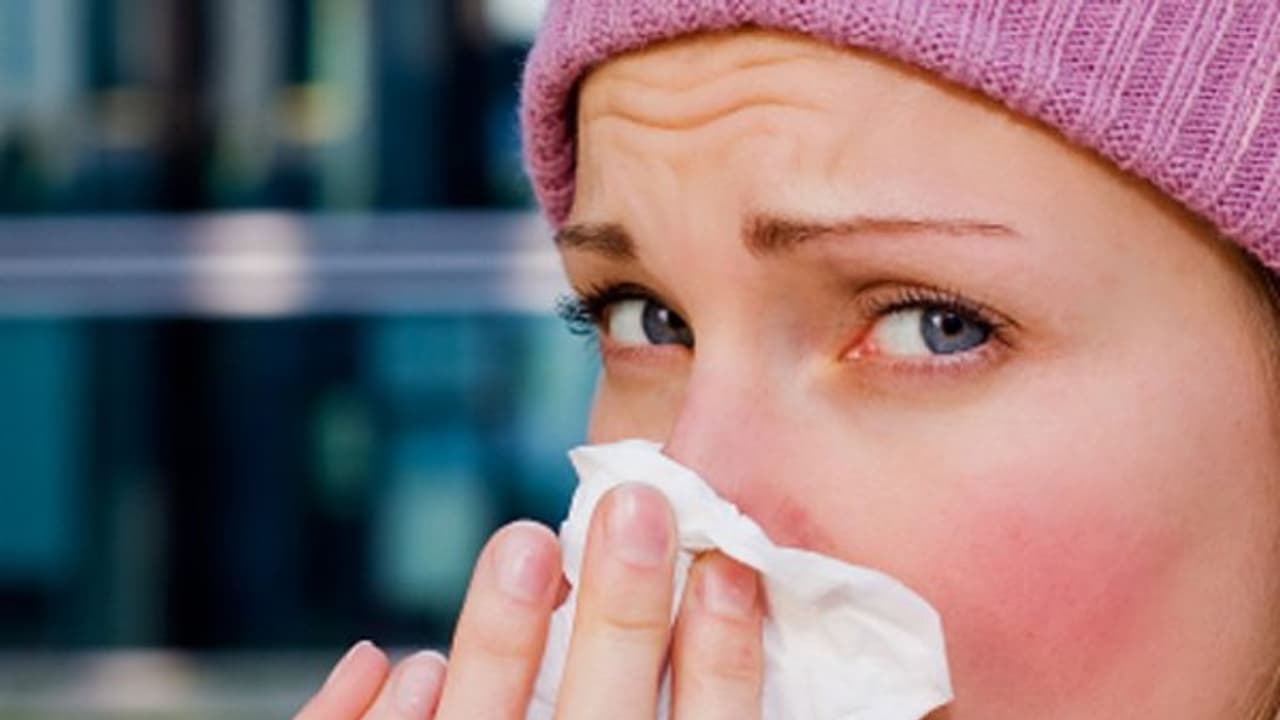 சளித் தொல்லையால் அவதியா? ஆரம்பத்திலேயே கவனிப்பது நல்லதுல் இல்லையென்றால் கஷ்டம்தான்... சளித் தொல்லையால் அவதியா? ஆரம்பத்திலேயே கவனிப்பது நல்லதுல் இல்லையென்றால் கஷ்டம்தான்...