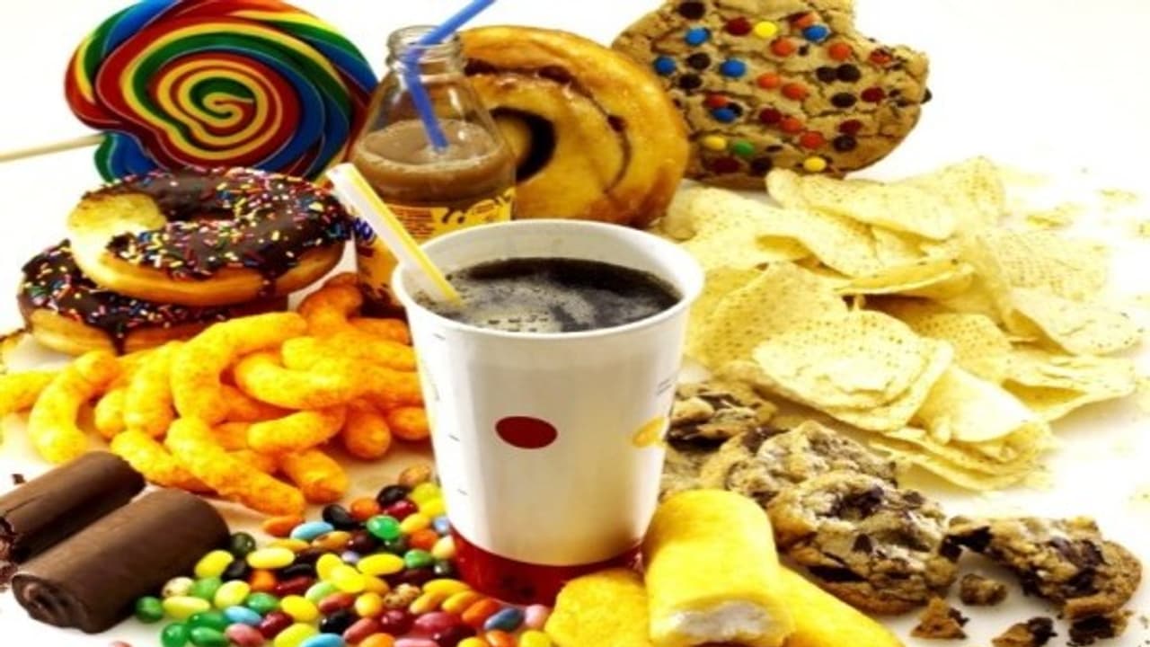 நொறுக்குத் தீனிக்கு எப்பவும் நோ சொல்லணும். ஏன்? இதை வாசிங்க தெரியும்... நொறுக்குத் தீனிக்கு எப்பவும் நோ சொல்லணும். ஏன்? இதை வாசிங்க தெரியும்...