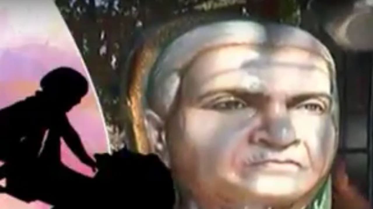 80 year old man builds a temple to honour his mother 80 year old man builds a temple to honour his mother