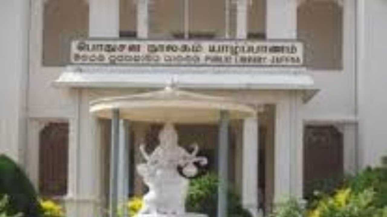 யாழ்ப்பாணம் நூலகத்துக்கு 2000 புத்தகங்கள்… நன்கொடையாக வழங்கினார் மு.க.ஸ்டாலின்… யாழ்ப்பாணம் நூலகத்துக்கு 2000 புத்தகங்கள்… நன்கொடையாக வழங்கினார் மு.க.ஸ்டாலின்…