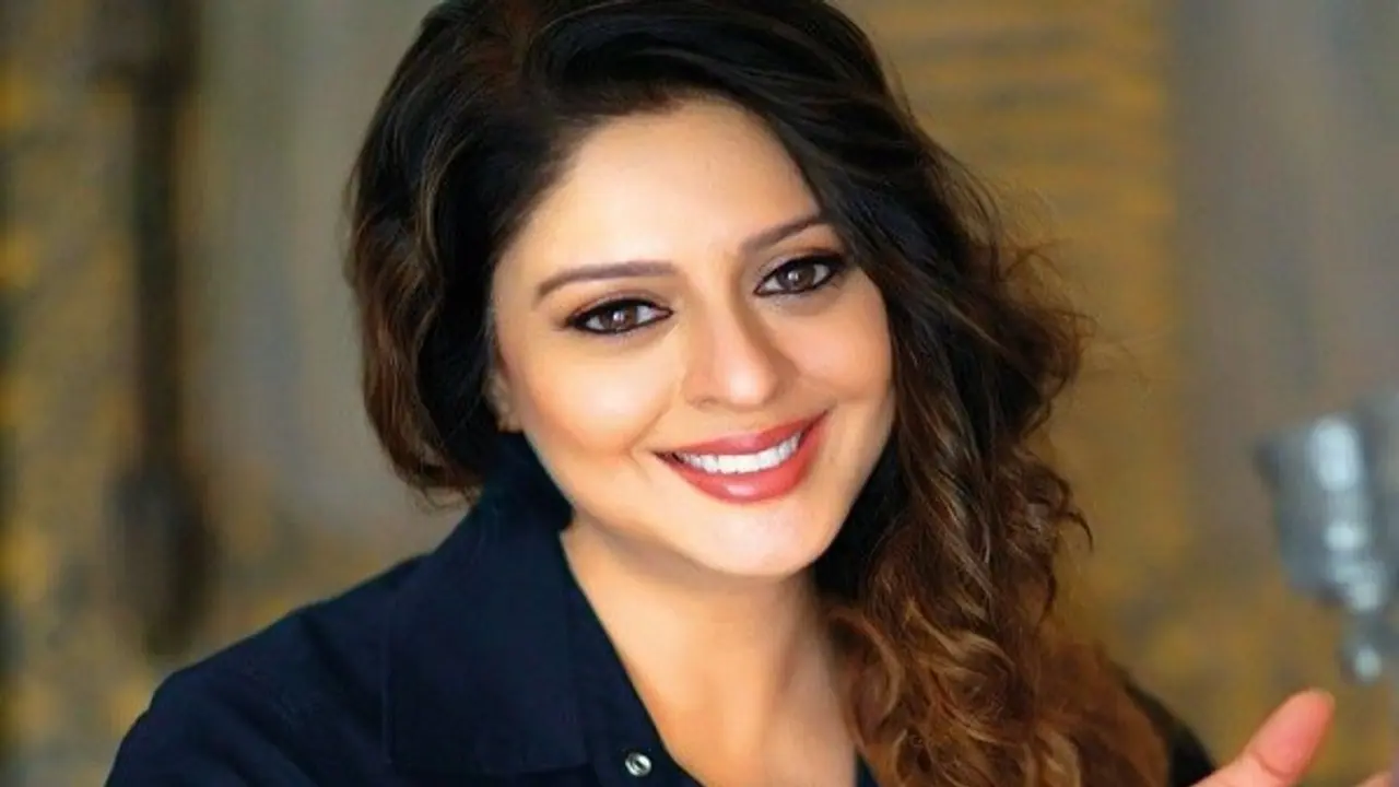 প্রথম ভ্যাকসিন নিয়ে নিয়ম ভুলে নিশ্চিন্তে ঘুম, করোনায় আক্রান্ত নাগমার থেকে নিন শিক্ষা