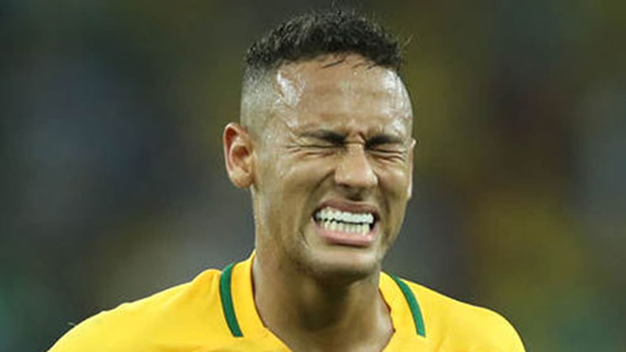 പോസ്റ്റിലേക്ക് 16 തവണ നിറയൊഴിച്ച കാനറികള്; ബ്രസീലിന്റെ തോല്വിയുടെ പ്രധാന കാരണങ്ങള് ഇവയാണ് പോസ്റ്റിലേക്ക് 16 തവണ നിറയൊഴിച്ച കാനറികള്; ബ്രസീലിന്റെ തോല്വിയുടെ പ്രധാന കാരണങ്ങള് ഇവയാണ്