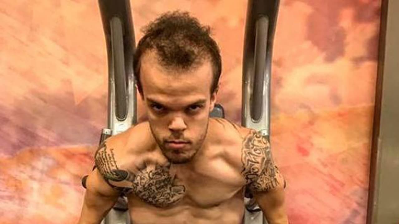 മസില്മാനായ 'കുഞ്ഞന്' ബോഡി ബില്ഡര്; ഇന്സ്റ്റാഗ്രാമിലെ താരം... മസില്മാനായ 'കുഞ്ഞന്' ബോഡി ബില്ഡര്; ഇന്സ്റ്റാഗ്രാമിലെ താരം...