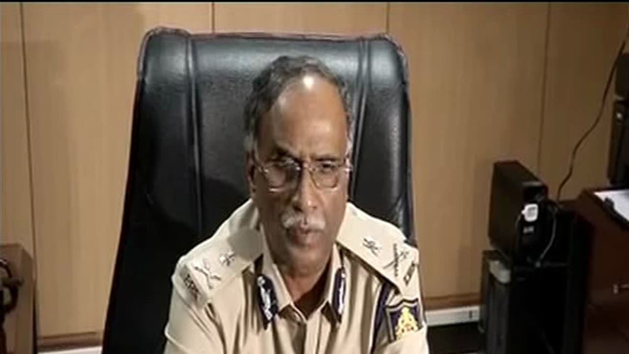 Tender public apology in 3 days or face Rs 50 cr defamation suit: DGP Rao issues legal notice to DIG Roopa Tender public apology in 3 days or face Rs 50 cr defamation suit: DGP Rao issues legal notice to DIG Roopa