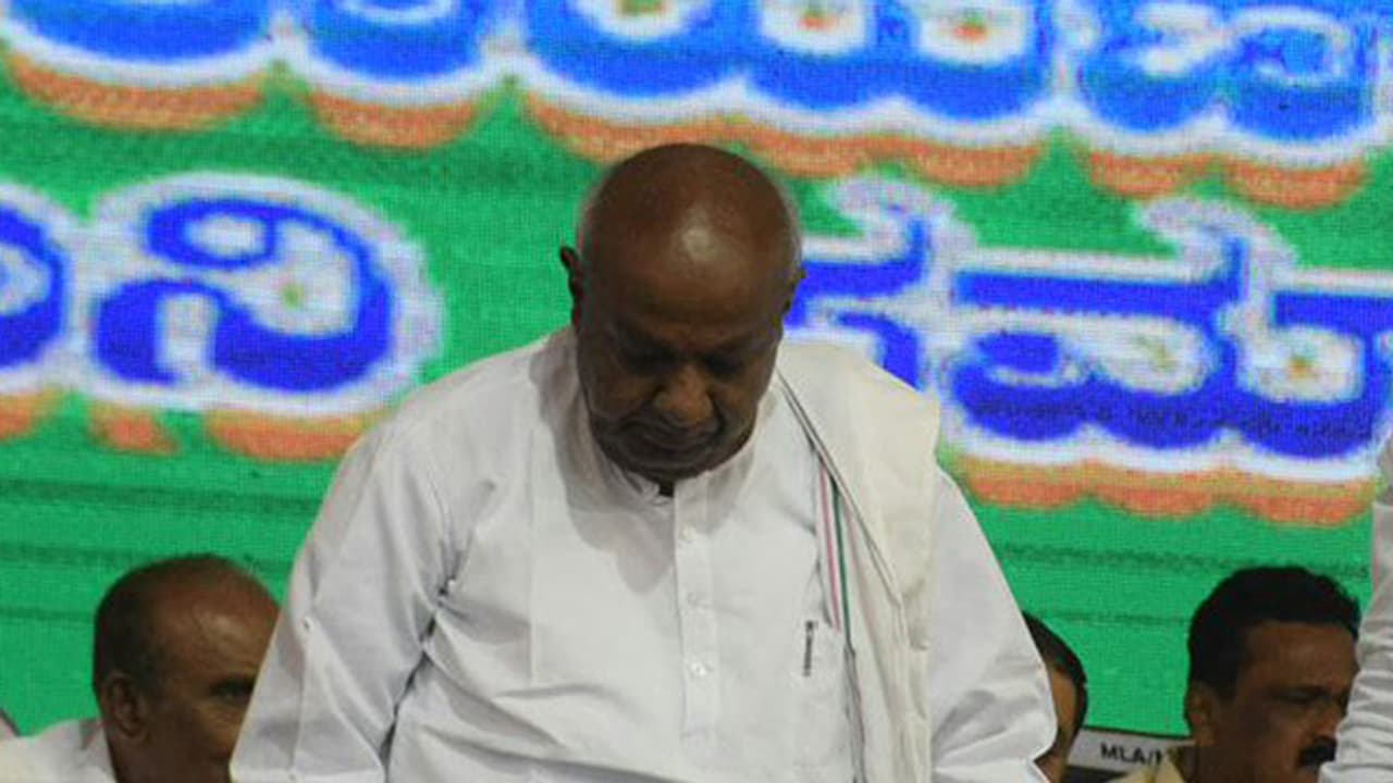 ದೇವೇಗೌಡರ ವಿರುದ್ಧ ಸಿಡಿದೆದ್ದ ಸಚಿವರು
