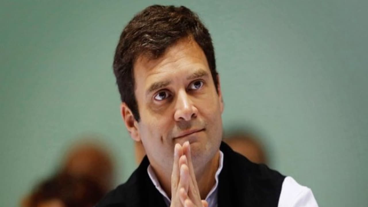 காங்கிரஸ் கட்சியின் தேசிய தலைவராக ராகுல் காந்தி பதவியேற்பு..! காங்கிரஸ் கட்சியின் தேசிய தலைவராக ராகுல் காந்தி பதவியேற்பு..!