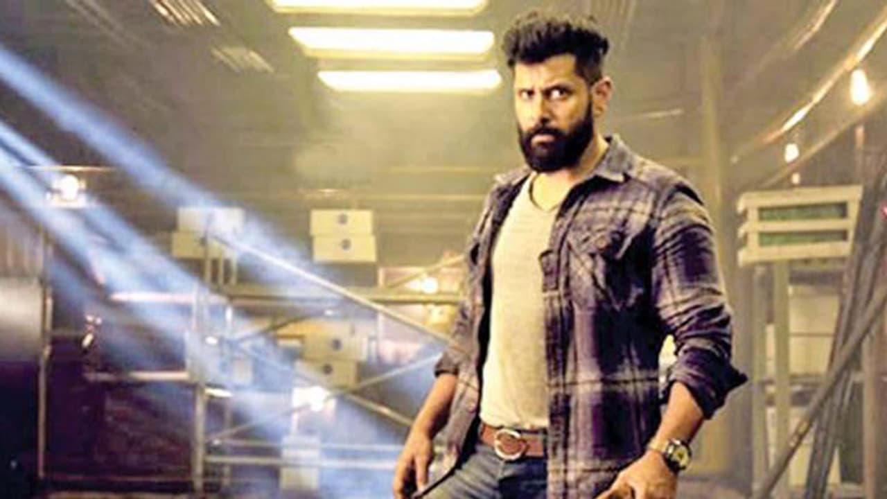 Iru Mugan Trailer: Packs a punch
