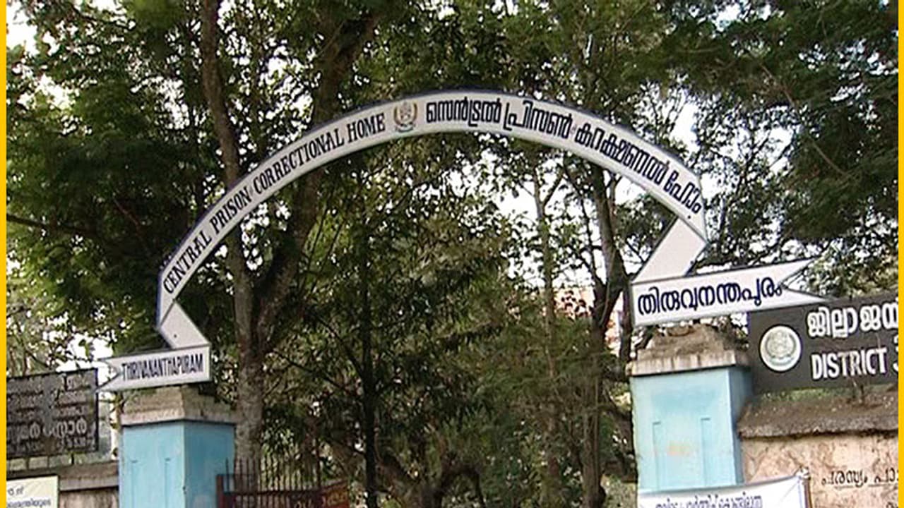 വധശ്രമക്കേസിലെ പ്രതി ജയിൽ ഉദ്യോഗസ്ഥരെ ആക്രമിച്ചു; ഇഷ്ടിക കൊണ്ടുള്ള ആക്രമണത്തിൽ രണ്ട് പേർക്ക് പരിക്ക്