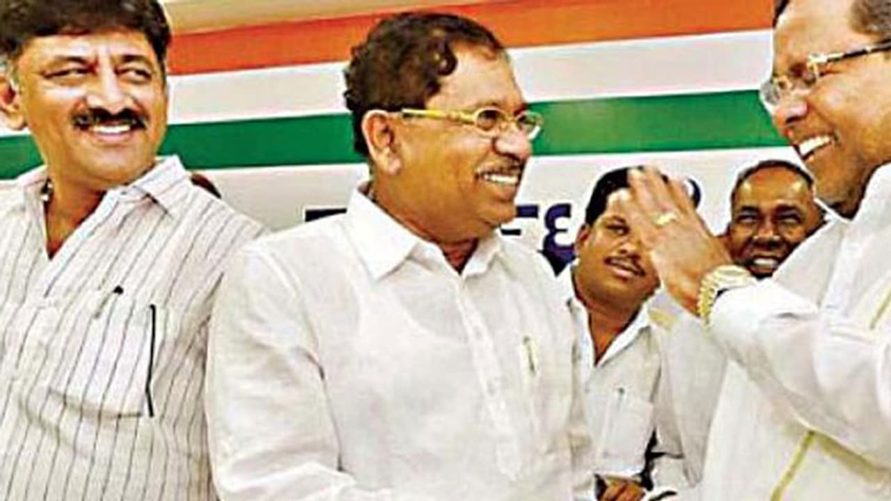 പ്രതിരോധം വിജയത്തിലേക്ക്; കോണ്ഗ്രസ് ക്യാംപില് ആവേശം പ്രതിരോധം വിജയത്തിലേക്ക്; കോണ്ഗ്രസ് ക്യാംപില് ആവേശം