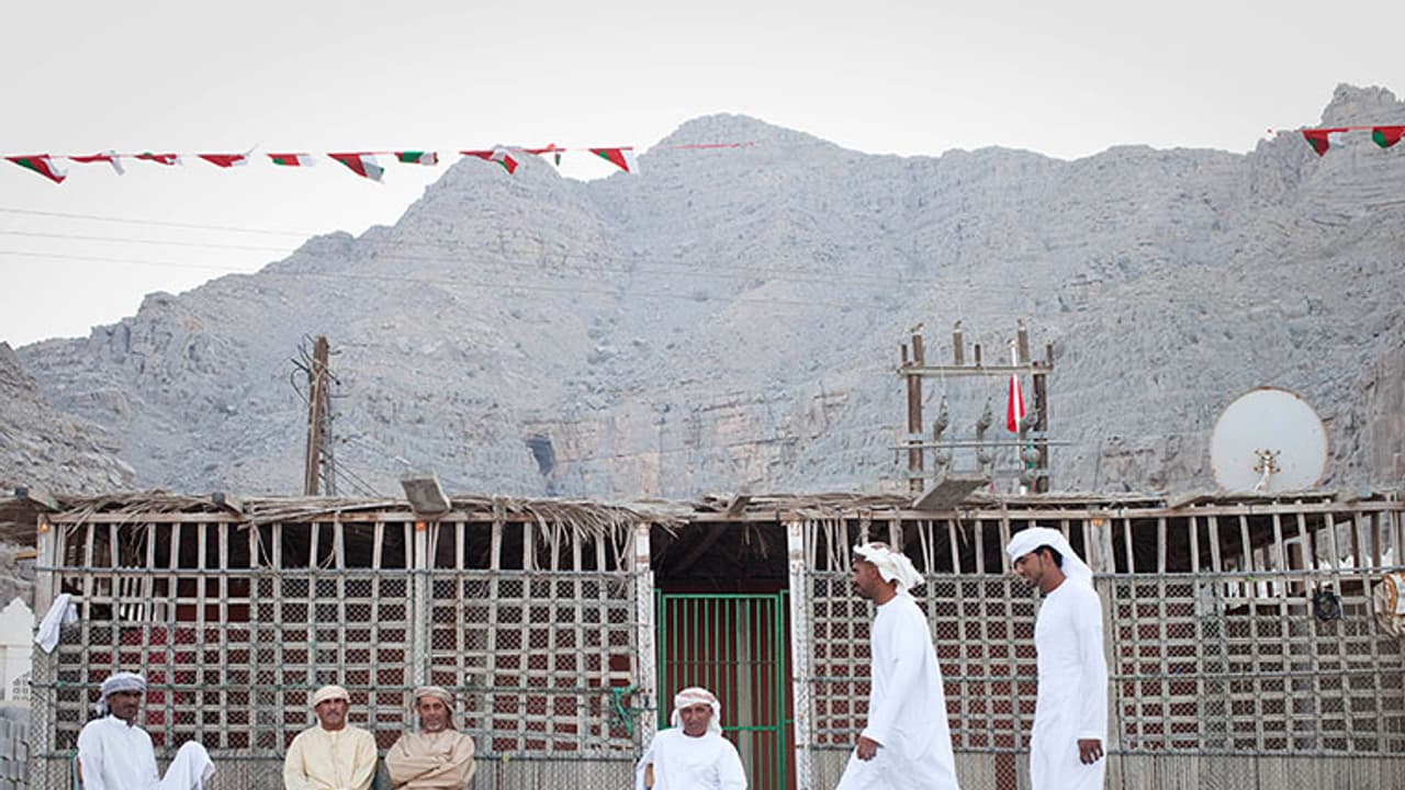 അവധിയെടുത്ത് ദേശാടനം ചെയ്യുന്ന ഗ്രാമം അവധിയെടുത്ത് ദേശാടനം ചെയ്യുന്ന ഗ്രാമം