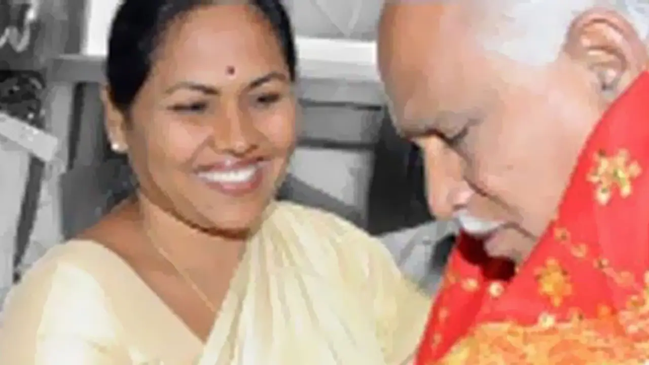 This is why MP Shobha Karandlaje is with Yeddyurappa