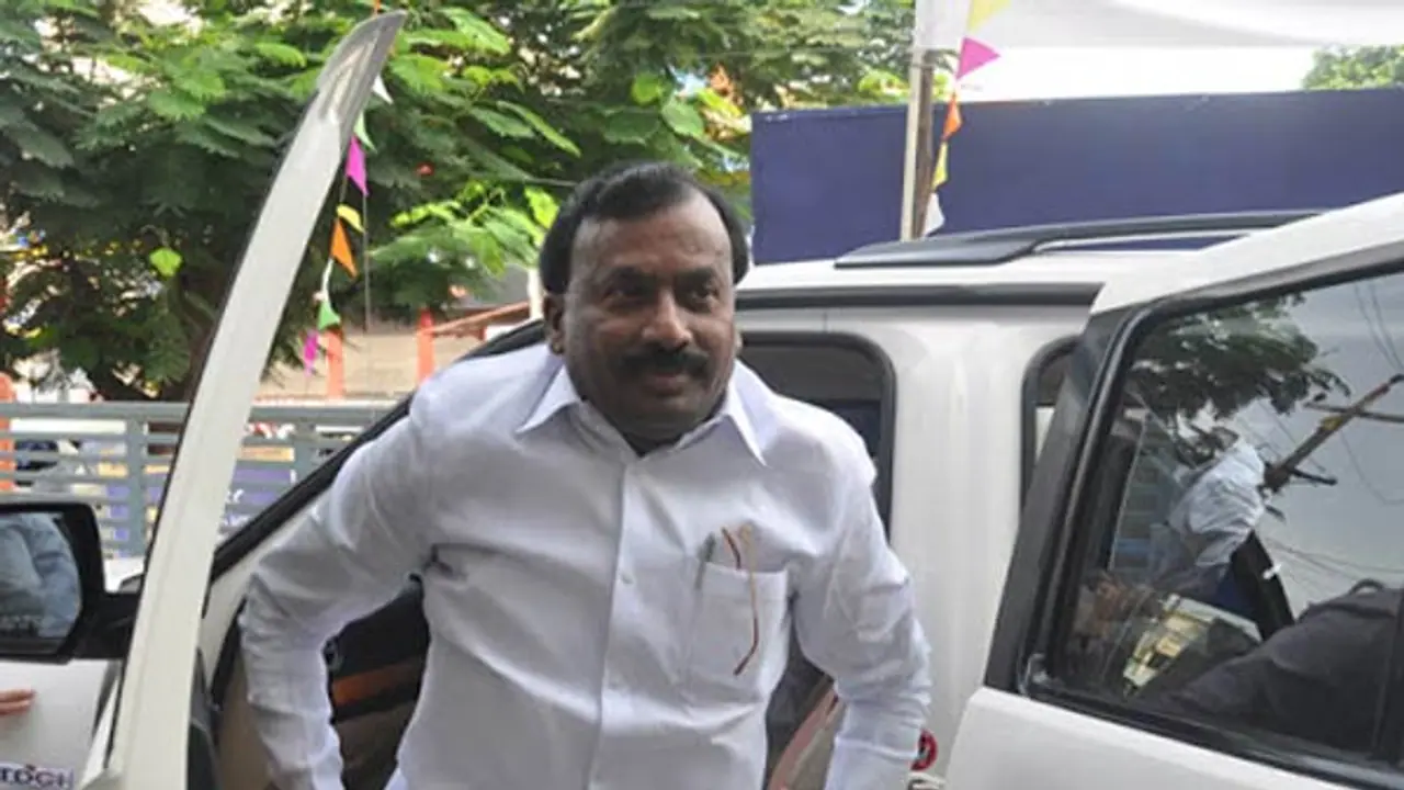 மாயமான தனது மகன் குறித்து தகவல் கொடுத்தால் ரூ.1 கோடி பரிசு.. சைதை துரைசாமி வேதனையுடன் அறிவிப்பு.! மாயமான தனது மகன் குறித்து தகவல் கொடுத்தால் ரூ.1 கோடி பரிசு.. சைதை துரைசாமி வேதனையுடன் அறிவிப்பு.!