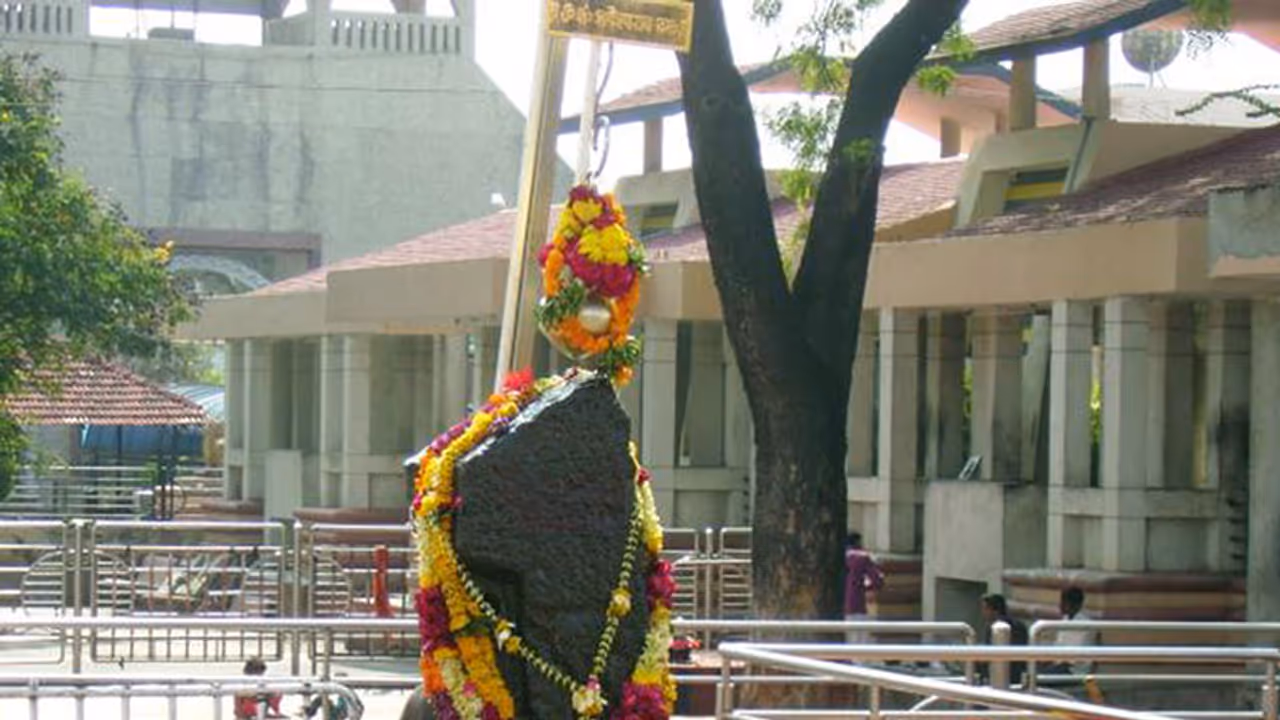 Shani Shingnapur temple