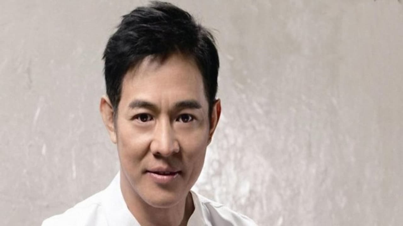 இணையத்தில் வைரலாகிய ஜெட்லீ ன் புகைப்படம்….!ஆக்ஷனில் கலக்கிய ஜெட்லீயா இப்படி ஆகிவிட்டார்…? சோகத்தில் ரசிகர்கள்…….! இணையத்தில் வைரலாகிய ஜெட்லீ ன் புகைப்படம்….!ஆக்ஷனில் கலக்கிய ஜெட்லீயா இப்படி ஆகிவிட்டார்…? சோகத்தில் ரசிகர்கள்…….!