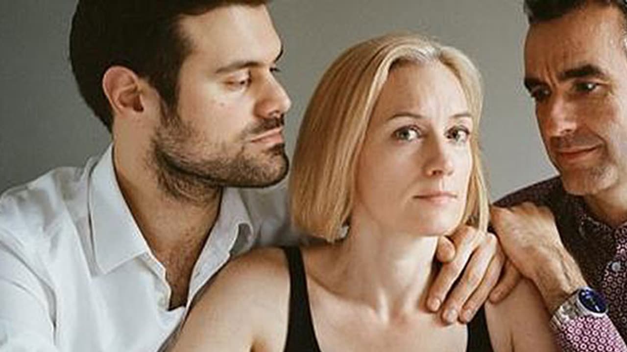 ഭര്ത്താവും, കാമുകനും വീട്ടിലുണ്ട്; ഞങ്ങള്ക്ക് മൂന്നുപേര്ക്കും സുഖം.! ഭര്ത്താവും, കാമുകനും വീട്ടിലുണ്ട്; ഞങ്ങള്ക്ക് മൂന്നുപേര്ക്കും സുഖം.!