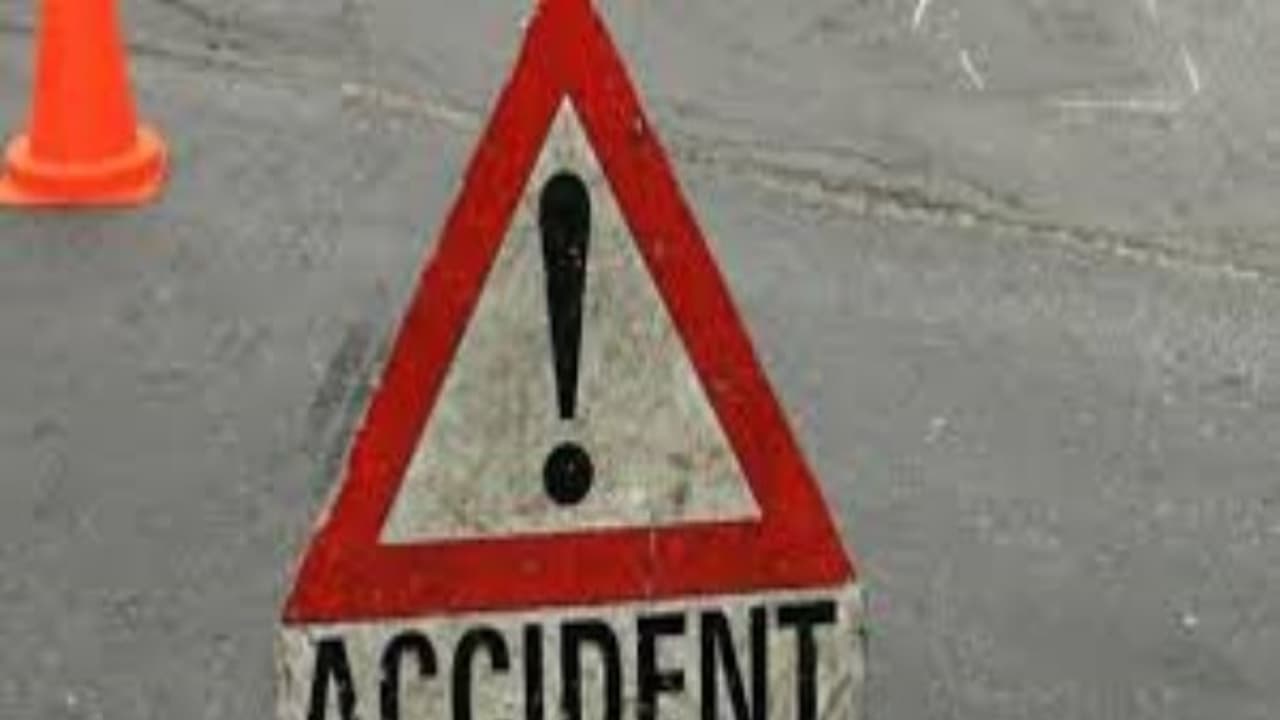 എറണാകുളത്ത് രണ്ട് വാഹനാപകടങ്ങളിലായി മൂന്ന് മരണം എറണാകുളത്ത് രണ്ട് വാഹനാപകടങ്ങളിലായി മൂന്ന് മരണം