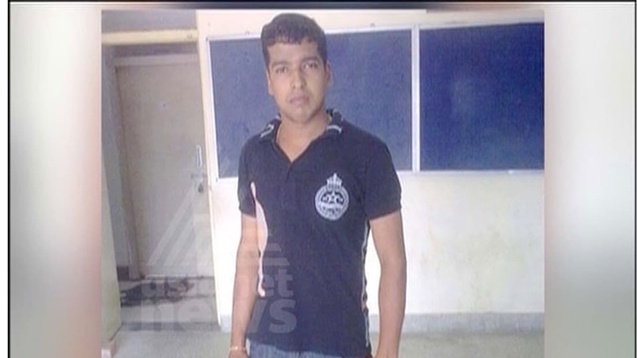 Actress Attack Case : പള്സര് സുനിയെ ചോദ്യംചെയ്യാന് ക്രൈംബ്രാഞ്ച്, ഇന്ന് അപേക്ഷ നല്കും Actress Attack Case : പള്സര് സുനിയെ ചോദ്യംചെയ്യാന് ക്രൈംബ്രാഞ്ച്, ഇന്ന് അപേക്ഷ നല്കും