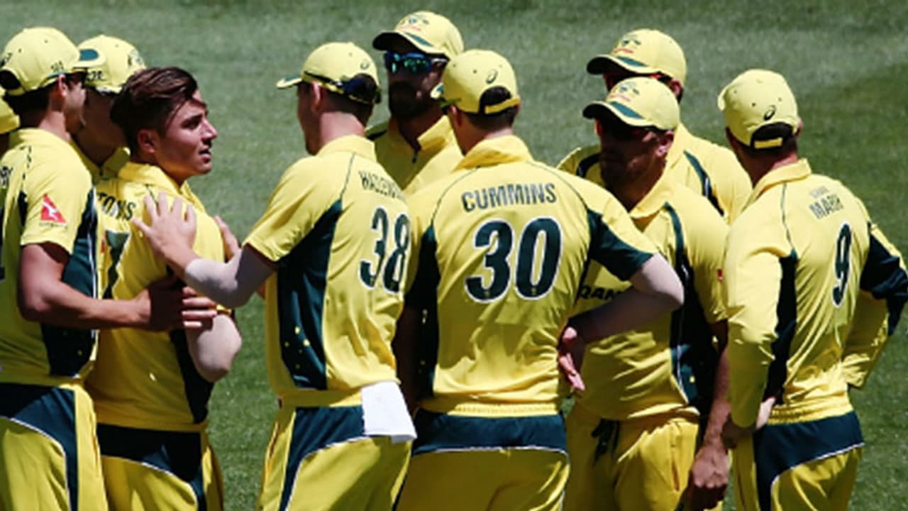 ಟೀಂ ಇಂಡಿಯಾ ಎದುರಿನ ಟಿ20 ಸರಣಿಗೆ ಬಲಿಷ್ಠ ಆಸೀಸ್ ತಂಡ ಪ್ರಕಟ ಟೀಂ ಇಂಡಿಯಾ ಎದುರಿನ ಟಿ20 ಸರಣಿಗೆ ಬಲಿಷ್ಠ ಆಸೀಸ್ ತಂಡ ಪ್ರಕಟ