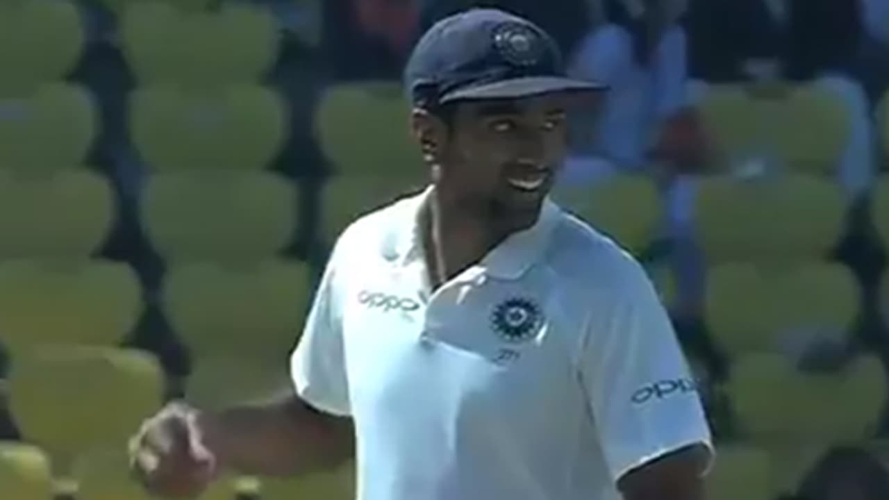 ಹರಿಣಗಳ ವಿರುದ್ಧ ಸ್ಪಿನ್ ಮೋಡಿ; ಕುಂಬ್ಳೆ ಸಾಲಿಗೆ ಸೇರಿದ ಅಶ್ವಿನ್! ಹರಿಣಗಳ ವಿರುದ್ಧ ಸ್ಪಿನ್ ಮೋಡಿ; ಕುಂಬ್ಳೆ ಸಾಲಿಗೆ ಸೇರಿದ ಅಶ್ವಿನ್!