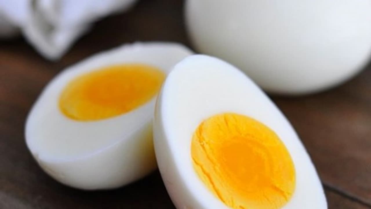 உங்களுக்குத் தெரியுமா? முட்டை உடலில் உள்ள கெட்ட கொலஸ்ட்ராலின் அளவைக் கட்டுப்படுத்தும் ... உங்களுக்குத் தெரியுமா? முட்டை உடலில் உள்ள கெட்ட கொலஸ்ட்ராலின் அளவைக் கட்டுப்படுத்தும் ...