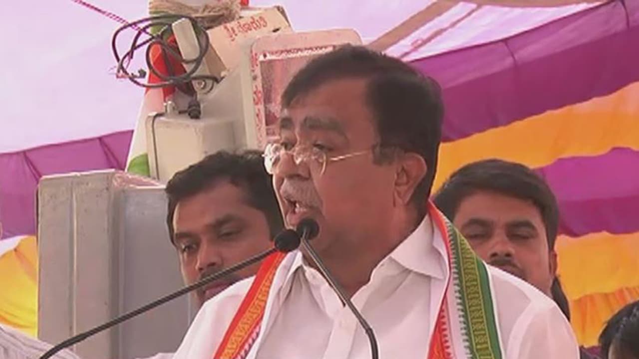 ಸಾಲ ಮನ್ನಾ ವಿಚಾರ 15 ದಿನ ಮೊದಲೇ ಗೊತ್ತಿತ್ತು; ಕಾಂಗ್ರೆಸ್ ಶಾಸಕರಿಂದ ವಿವಾದದ ಹೇಳಿಕೆ