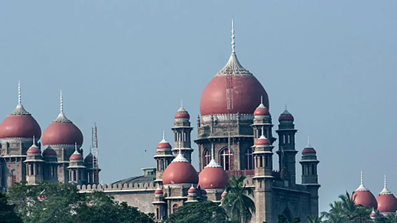 Suicide victims must be compensated: Hyderabad HC to state governments Suicide victims must be compensated: Hyderabad HC to state governments