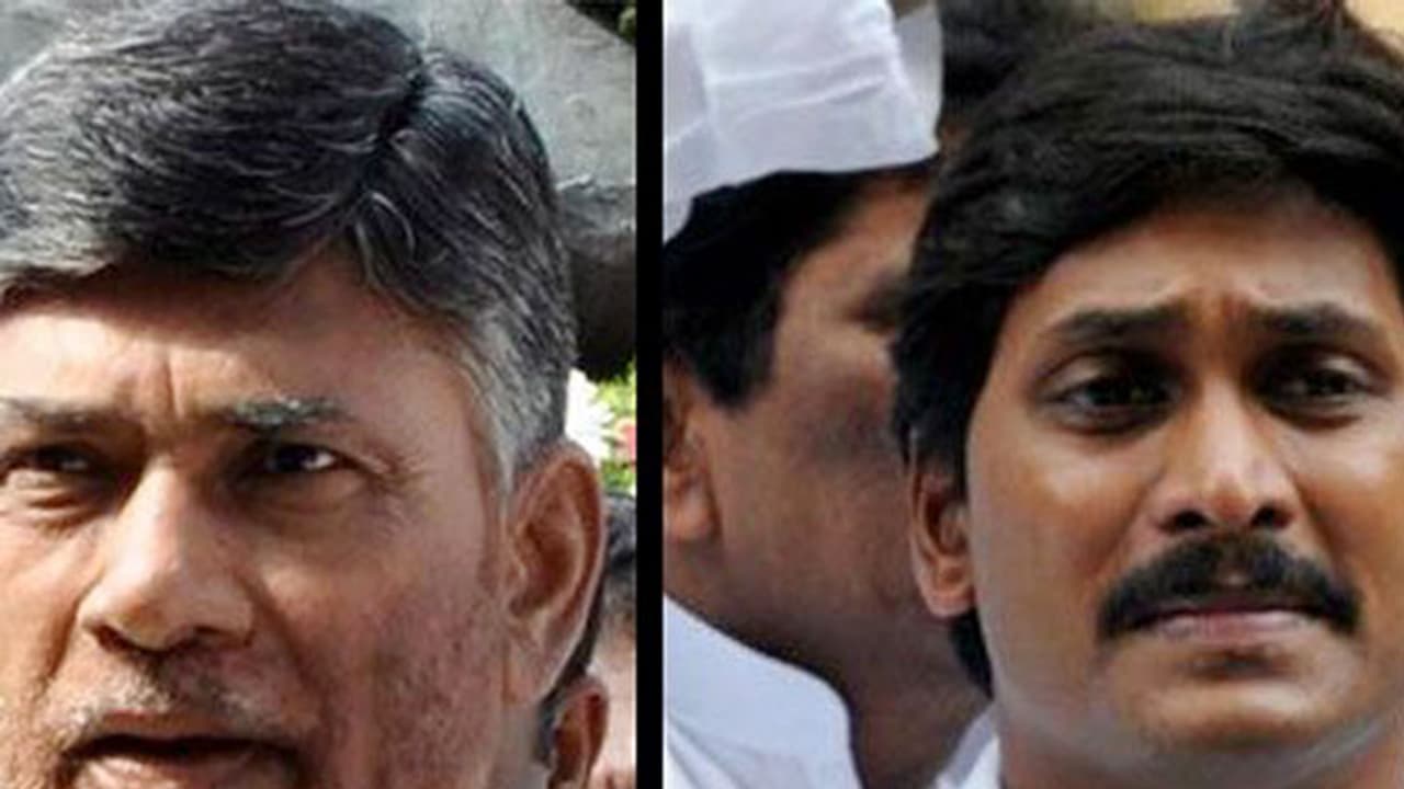 ప్రీ పోల్ సర్వే: జగన్ దే హవా, బాబుకు చుక్కలే