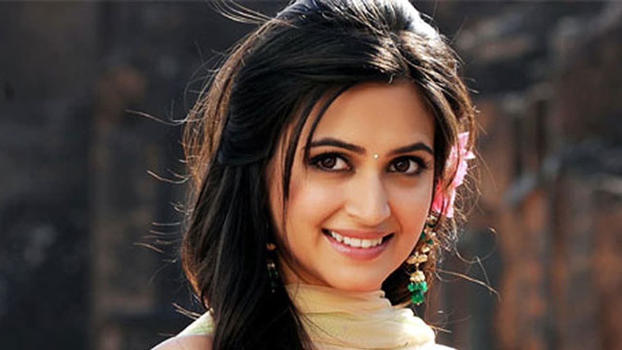 'Googly' girl Kriti Kharbanda injured in road accident 'Googly' girl Kriti Kharbanda injured in road accident