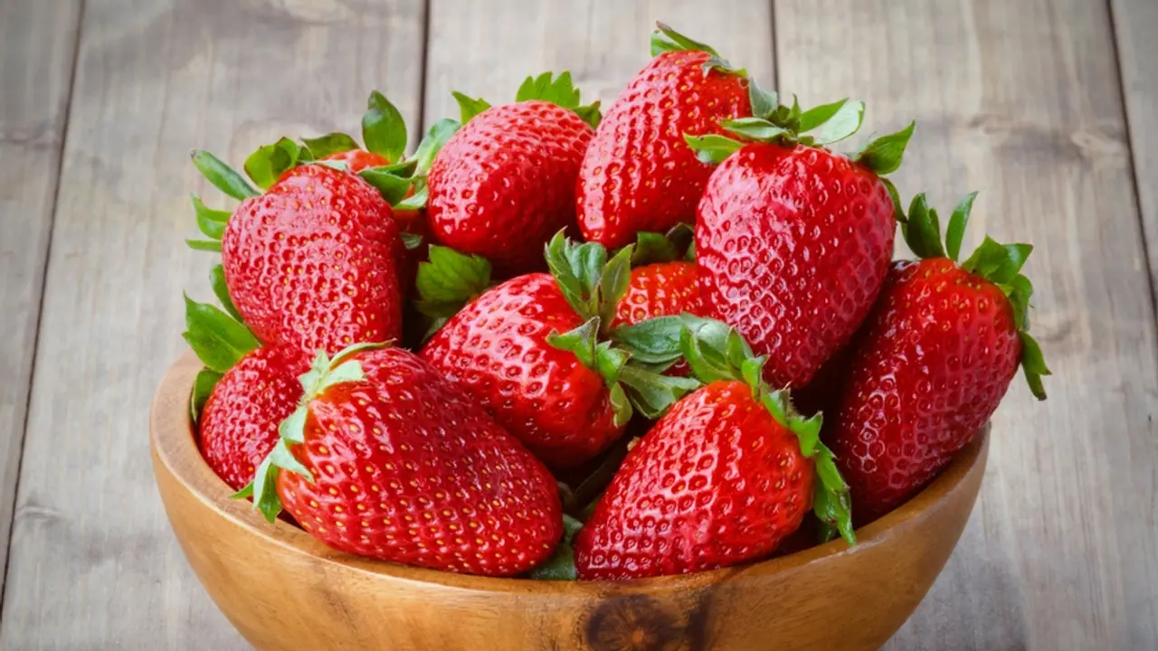 strawberries strawberries