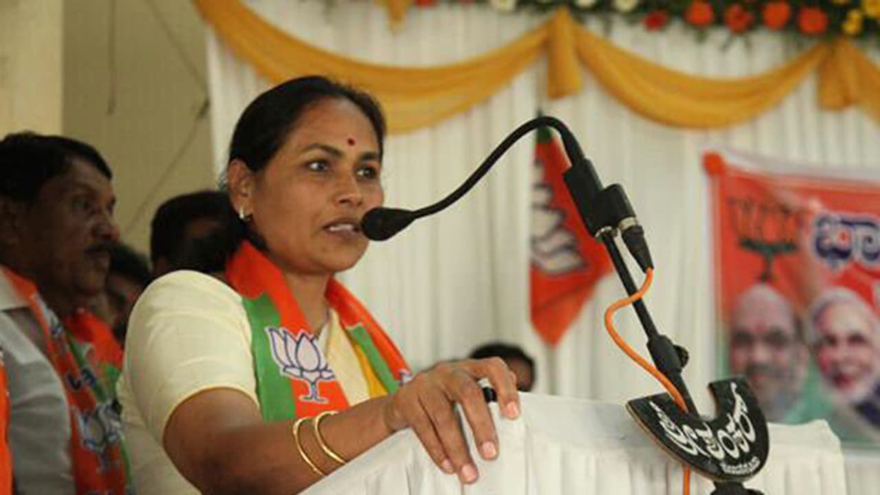 BJP meet brings out sharp anti Siddaramaiah knives, helicopter targetted