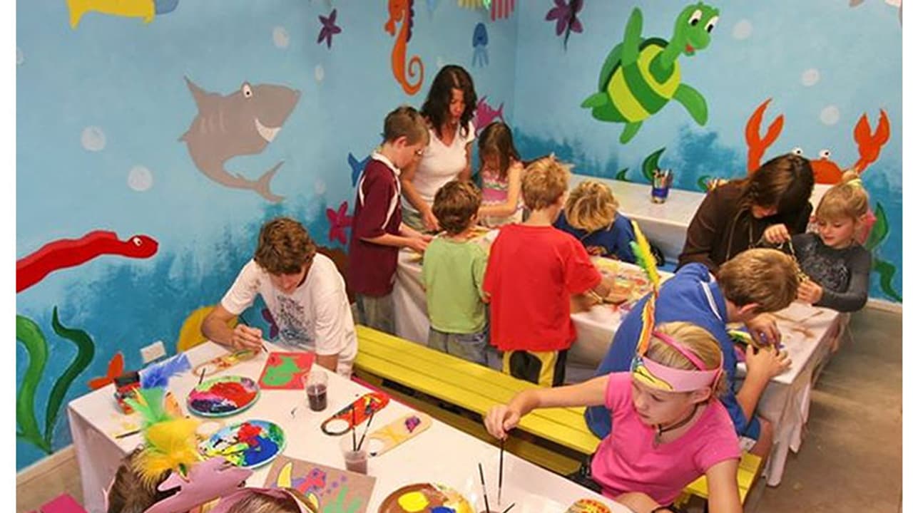 ಪೋಷಕರೇ ಎಚ್ಚರ! ಮಗುವನ್ನು ಬೇಬಿ ಸಿಟ್ಟಿಂಗ್'ಗೆ ಸೇರಿಸುವ ಮುನ್ನ...