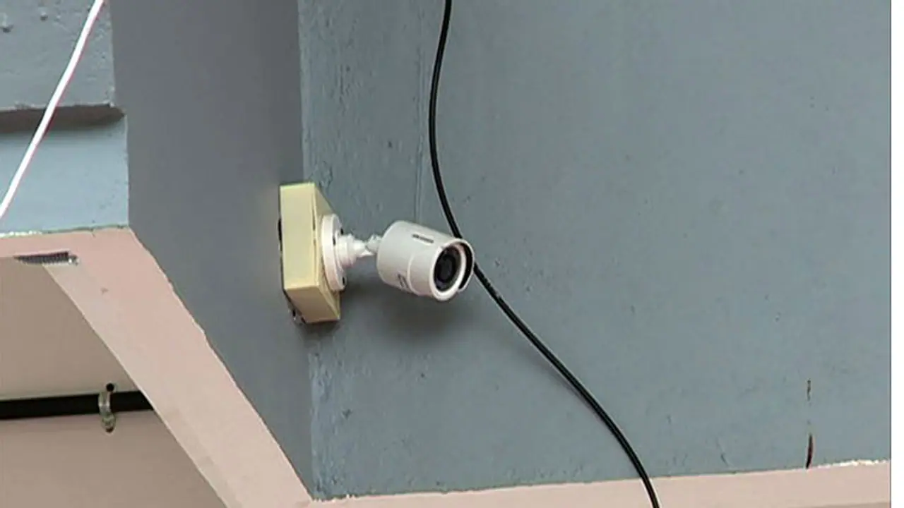 വന്യമൃഗങ്ങളെ നിരീക്ഷിക്കാനുള്ള ക്യാമറയില് കുടുങ്ങിയത്.! വന്യമൃഗങ്ങളെ നിരീക്ഷിക്കാനുള്ള ക്യാമറയില് കുടുങ്ങിയത്.!