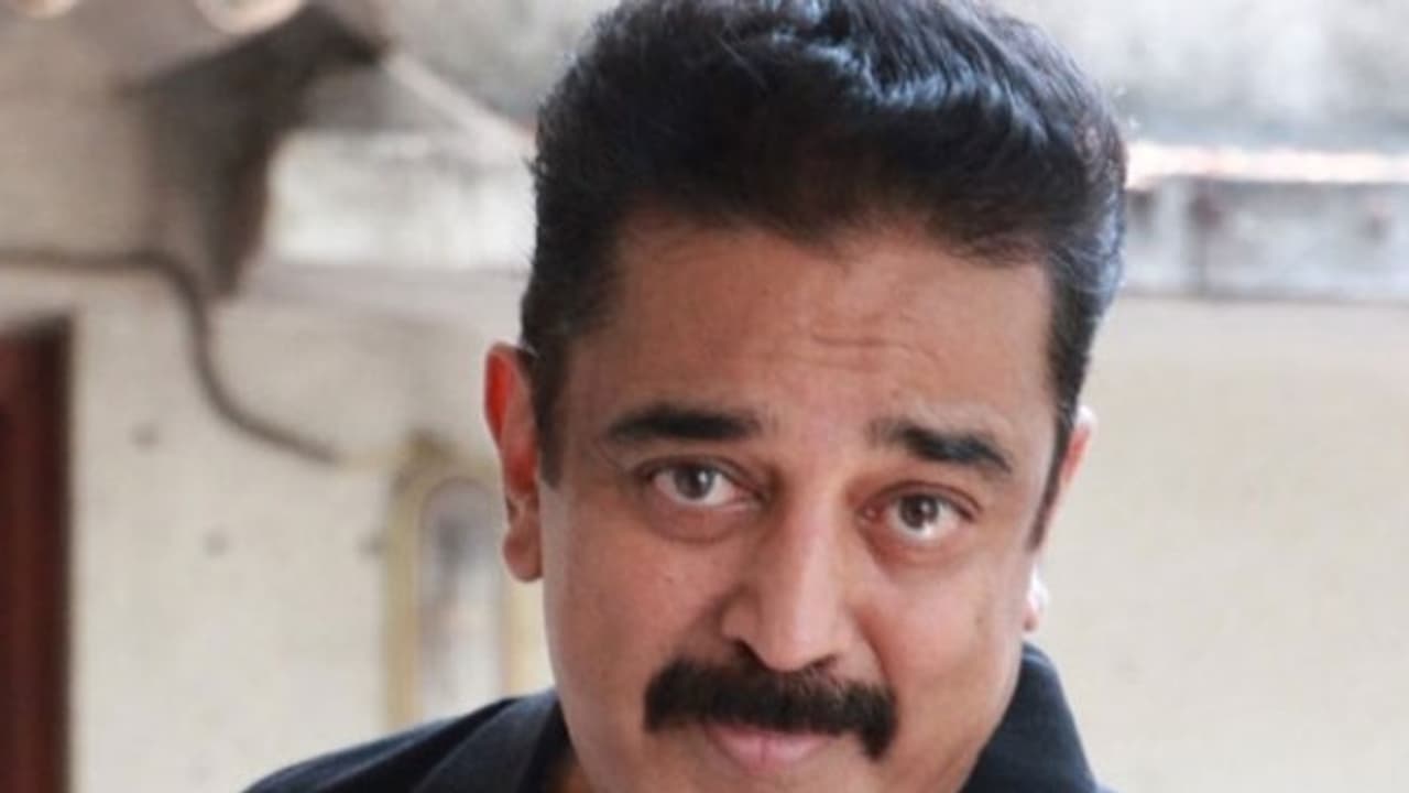 கமல் பாஜகன்னா ஏன் இவ்வளவு குழம்புகிறார்... குழப்புகிறார்...? கமல் பாஜகன்னா ஏன் இவ்வளவு குழம்புகிறார்... குழப்புகிறார்...?