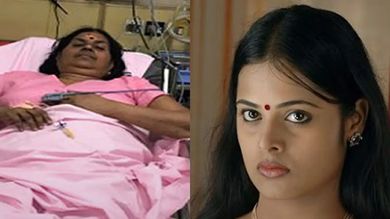 Actress Sindhu Menon's mother meets with accident, drivers fight Actress Sindhu Menon's mother meets with accident, drivers fight