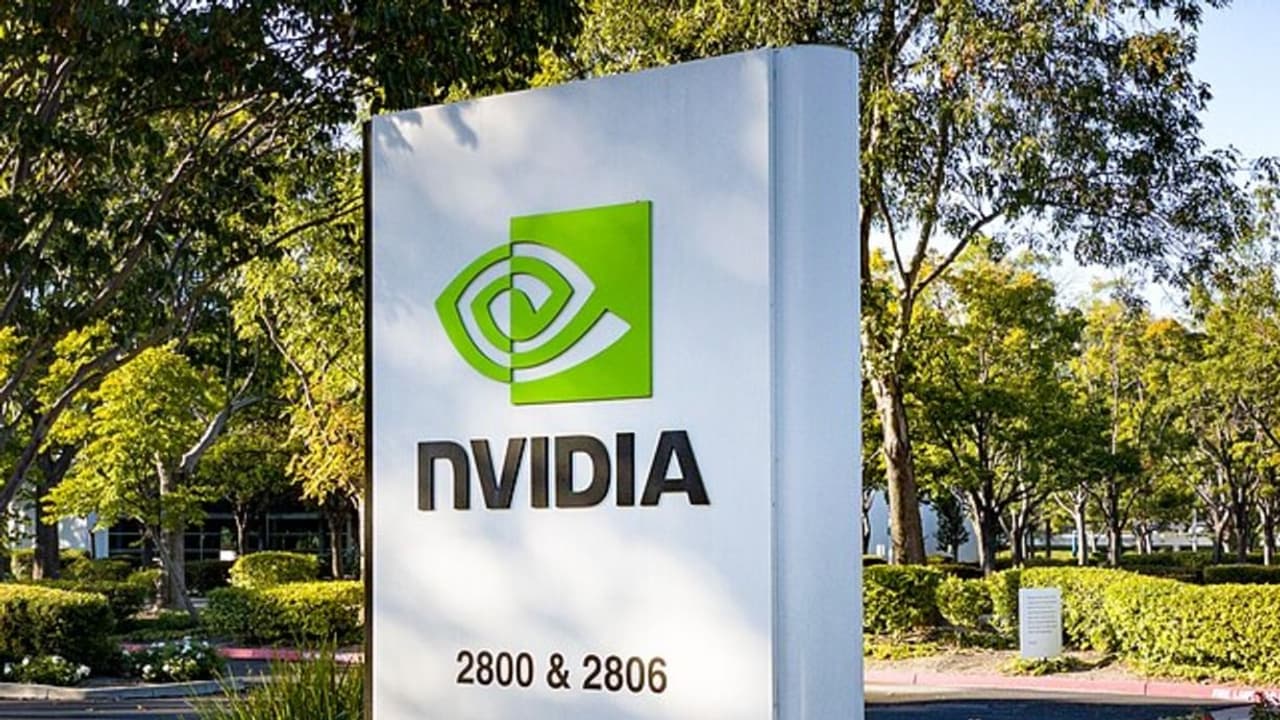 Nvidia Stock Slips Ahead Of Earnings: Gene Munster Explains Why Blackwell Chip Demand Commentary Is Important For Investors