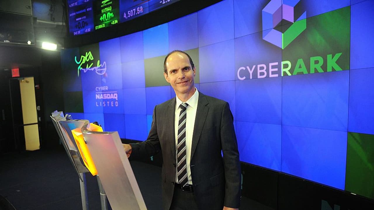 CyberArk Stock Soars After Analysts Flag Benefit From Rival’s Vulnerability In US Treasury Breach: Retail Smells Huge Opportunity CyberArk Stock Soars After Analysts Flag Benefit From Rival’s Vulnerability In US Treasury Breach: Retail Smells Huge Opportunity