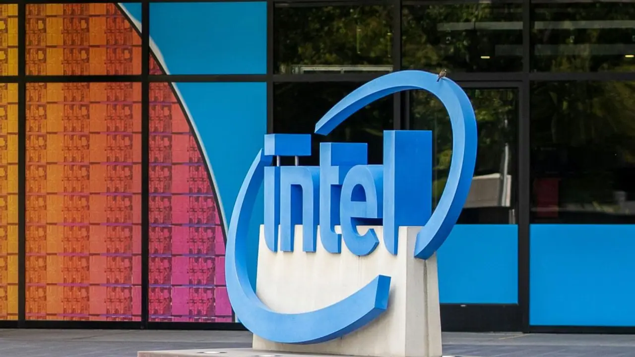 Intel Stock In Focus As Marvell Chief Shoots Down CEO Speculation: Retail Hopes Dampened Intel Stock In Focus As Marvell Chief Shoots Down CEO Speculation: Retail Hopes Dampened