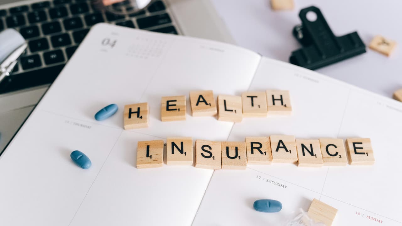 Oscar Health Stock Rides Higher As Insider Joshua Kushner Ups Stake: Retail Bets On Trump Boost Oscar Health Stock Rides Higher As Insider Joshua Kushner Ups Stake: Retail Bets On Trump Boost