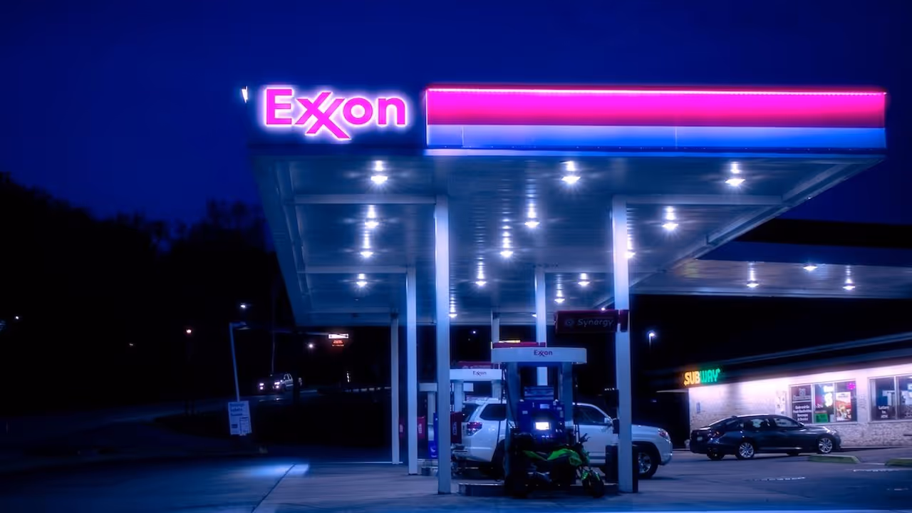Exxon Mobil Stock Best To Own For Next 5 Years, Says UBS: Retail’s Unconvinced Exxon Mobil Stock Best To Own For Next 5 Years, Says UBS: Retail’s Unconvinced