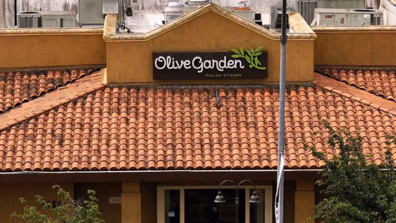 Darden Restaurants Stock Rises On Strong Q2 Earnings: Retail’s Upbeat