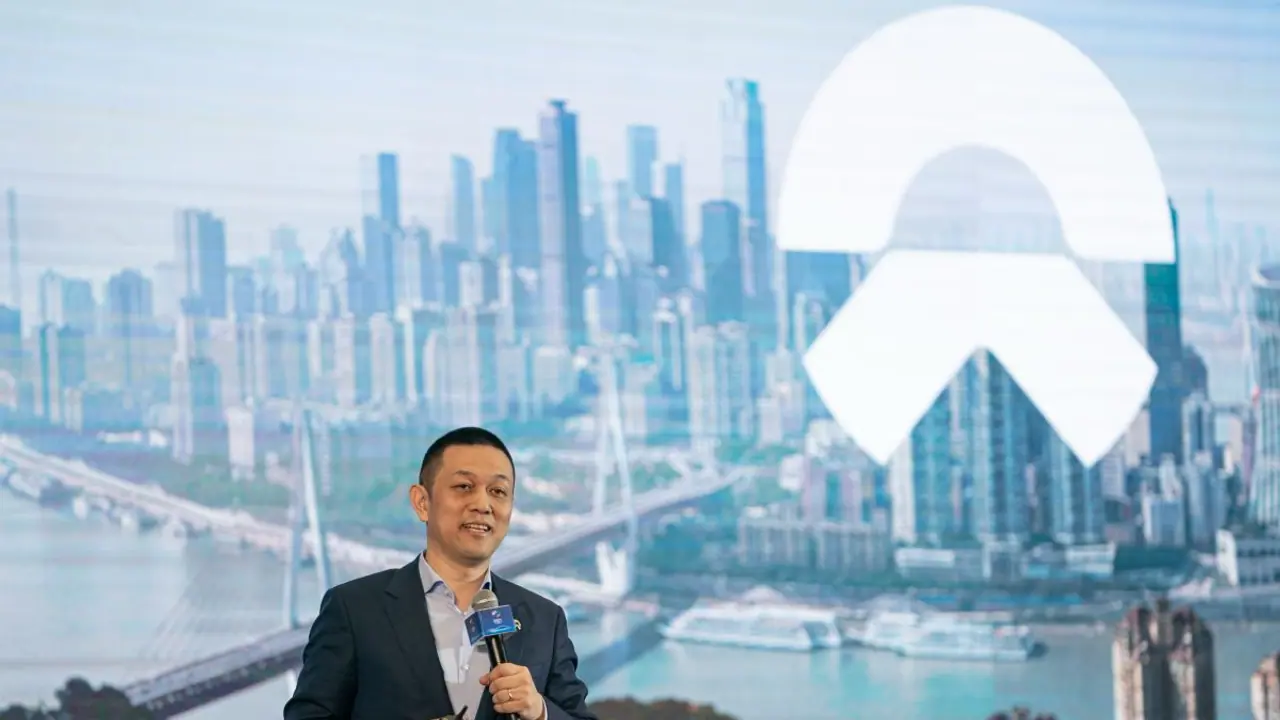 Nio Stock Drops After Year End Media Meet Fails To Impress: Retail Turns Cautious