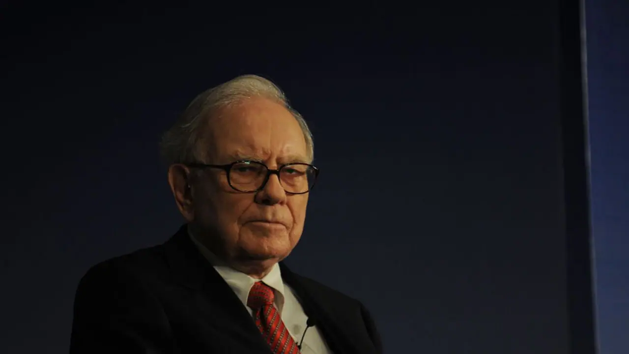 Sirius XM Stock Rises In Premarket After Berkshire Hathaway Uses Pullback To Boost Stake In Satellite Radio Company: Retail Cheers Move