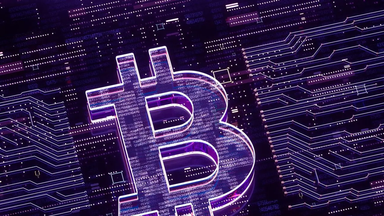 Bitcoin Surges Past $100K, Driving Retail Buzz For MARA, HOOD, RIOT, MSTR, CLSK At Thursday’s Market Open