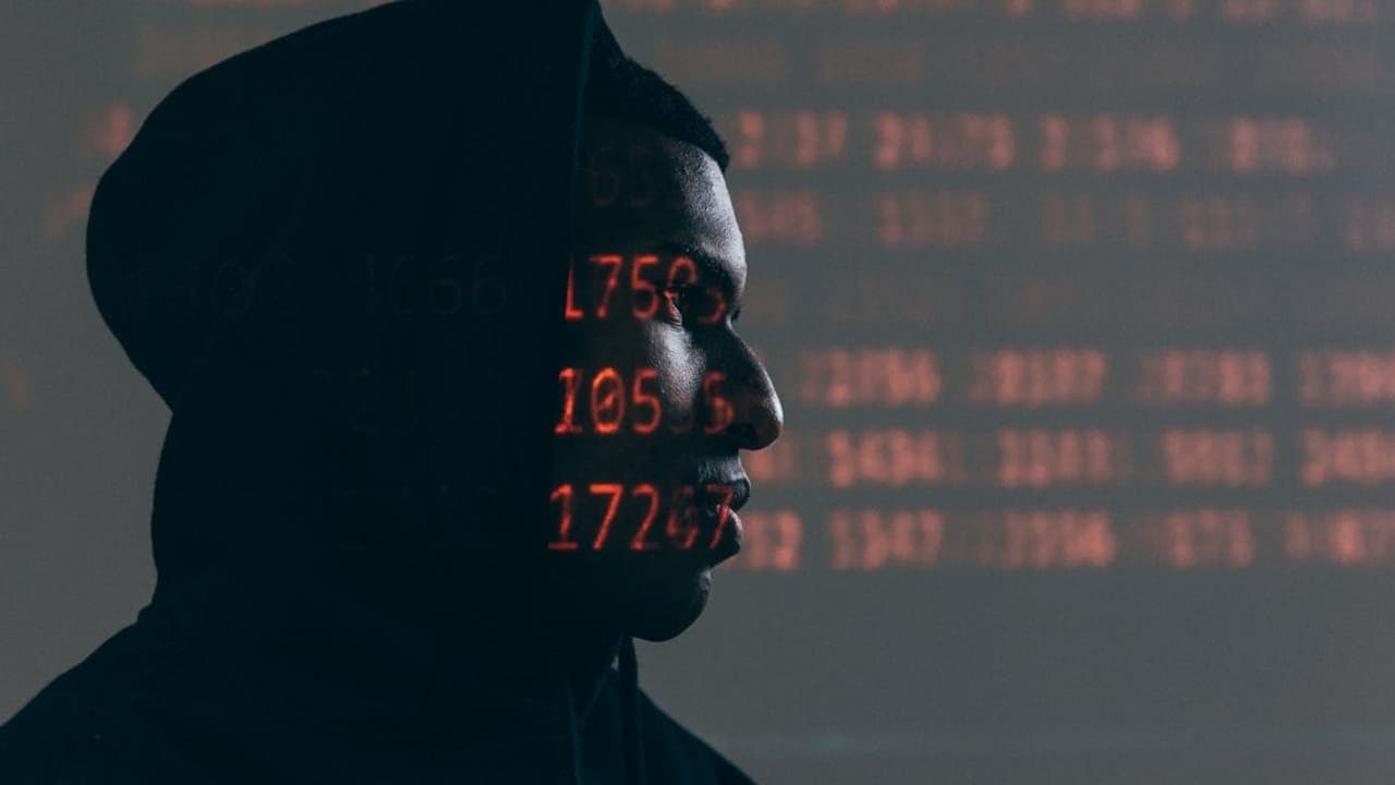 Analyst Lauds ‘Cybersecurity Gold Standard’ CrowdStrike’s Beat And Raise Q3: Retail Shrugs Off Stock Slump Analyst Lauds ‘Cybersecurity Gold Standard’ CrowdStrike’s Beat And Raise Q3: Retail Shrugs Off Stock Slump
