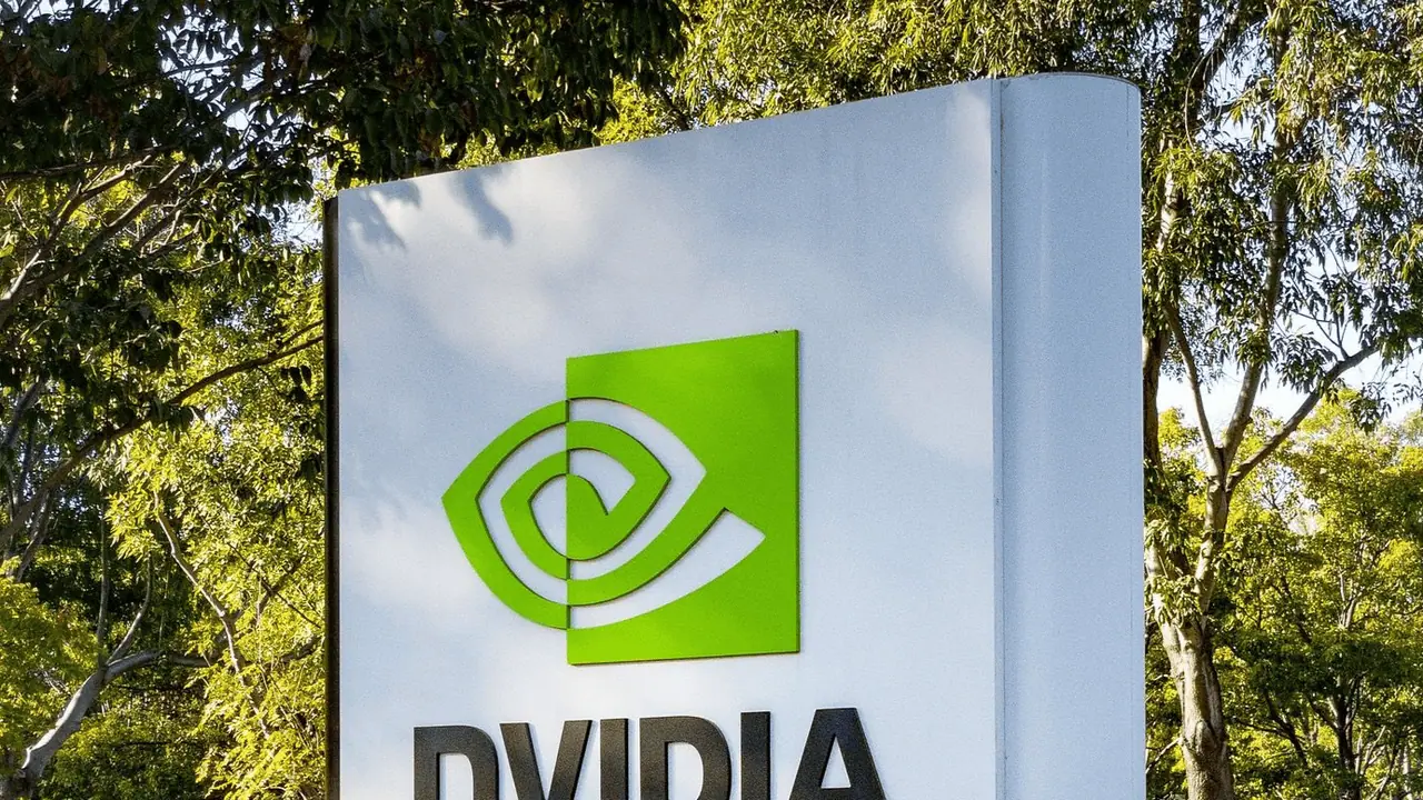 Nvidia Stock Slips Pre Market As Team Biden Expands China Chip Export Crackdown: Retail Feels Uneasy Nvidia Stock Slips Pre Market As Team Biden Expands China Chip Export Crackdown: Retail Feels Uneasy